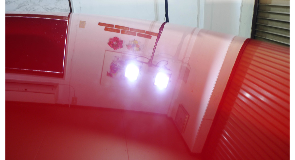 ボンネットの研磨処理