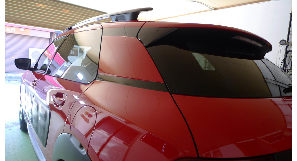 シトロエンＣ4カクタスにバリアクリスタルファースト