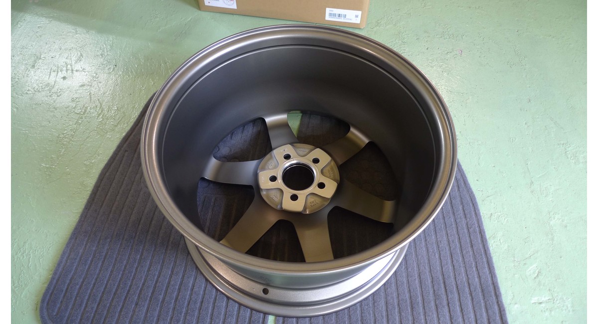 リム内のコーティング前