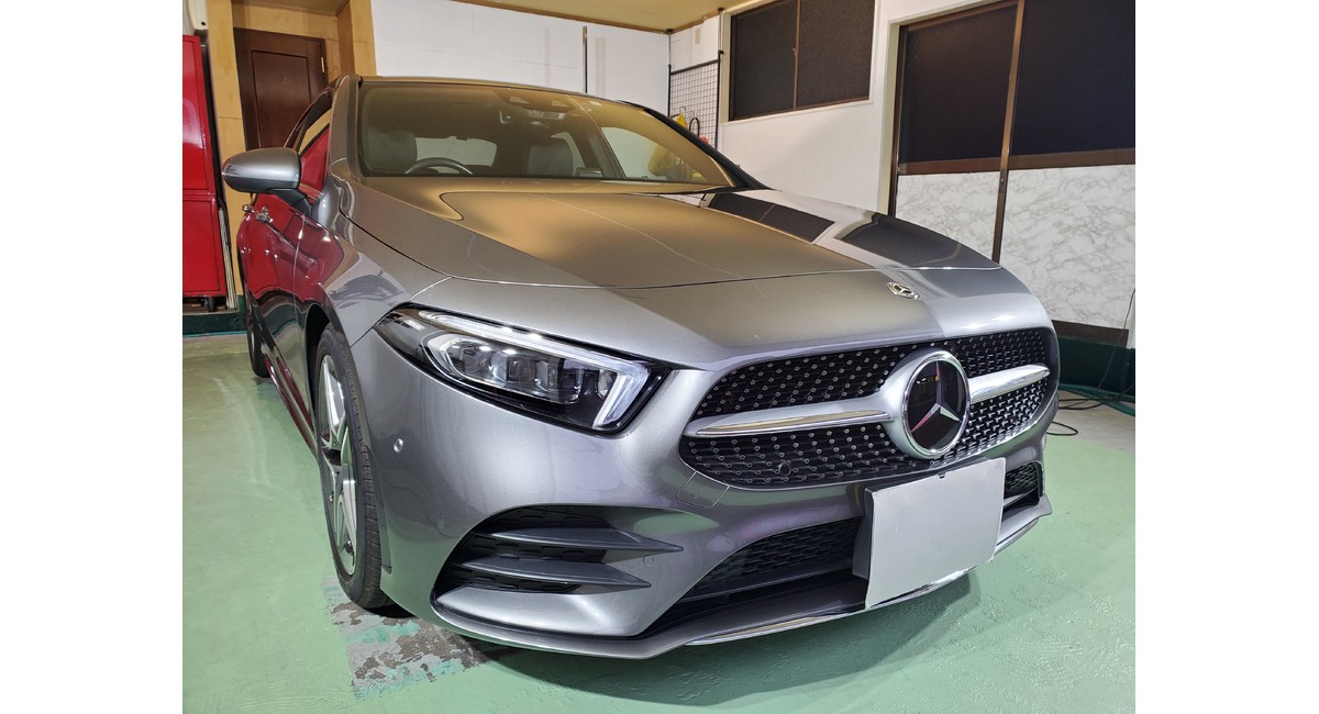 ベンツＡクラスセダン