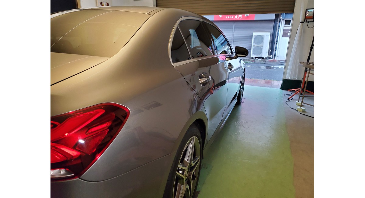 ベンツＡクラスセダン