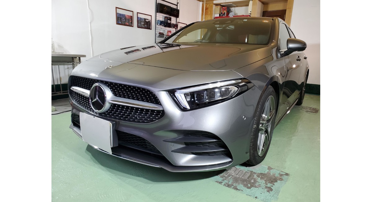 ベンツＡクラスセダン