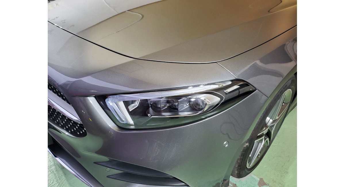 ベンツＡクラスセダン