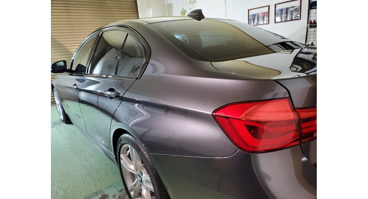 bmw320i（Ｆ30）