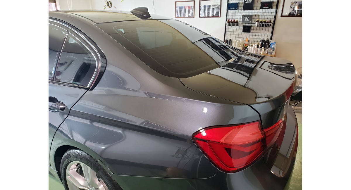 bmw320i（Ｆ30）