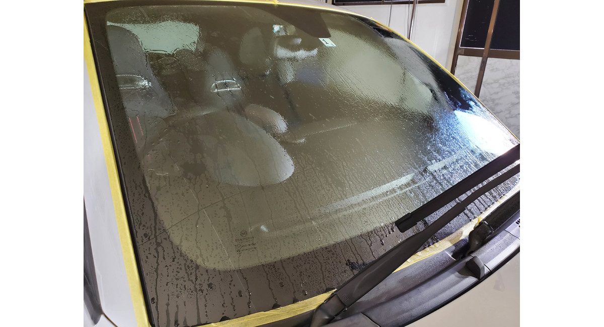 ガラス全面撥水ガラスコーティング フロントガラスコーティング ガラスコーティング東京 車コーティング専門店東京施工実績ブログ