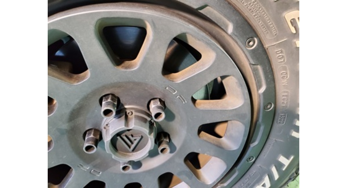 マット塗装ホイール