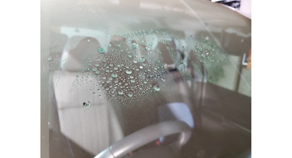 フロントガラス撥水施工