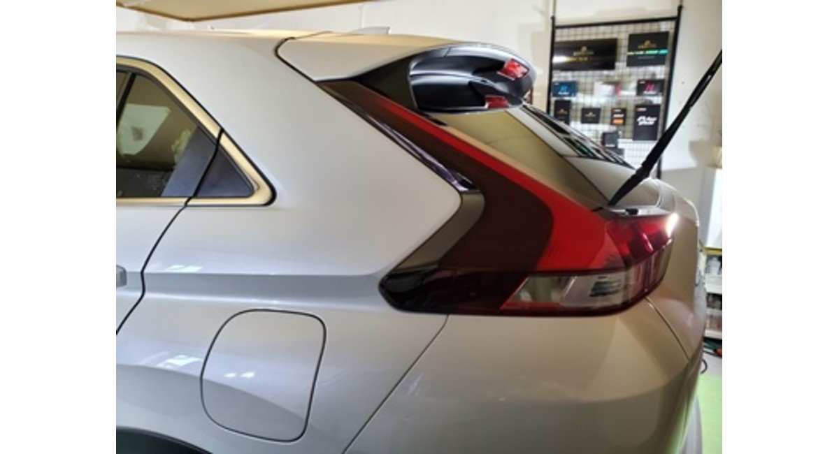  ハイモースコートジ・エッジ