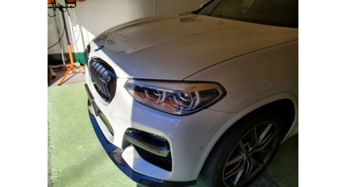 ｂｍｗｘ3　XDriv20ｄ