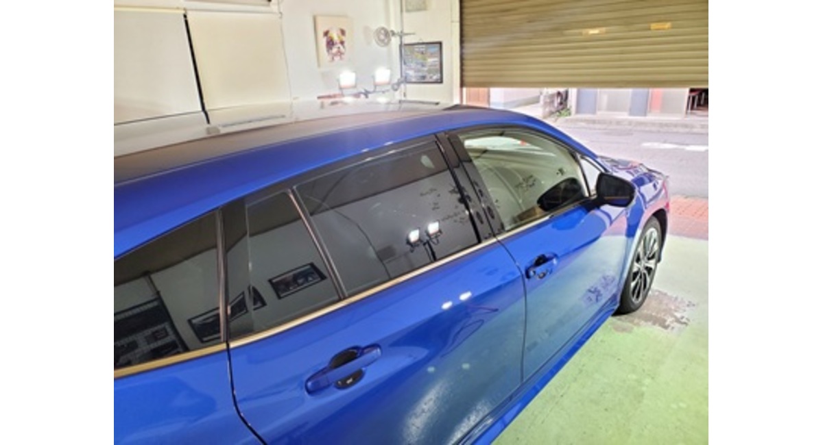 レヴォーグSTi