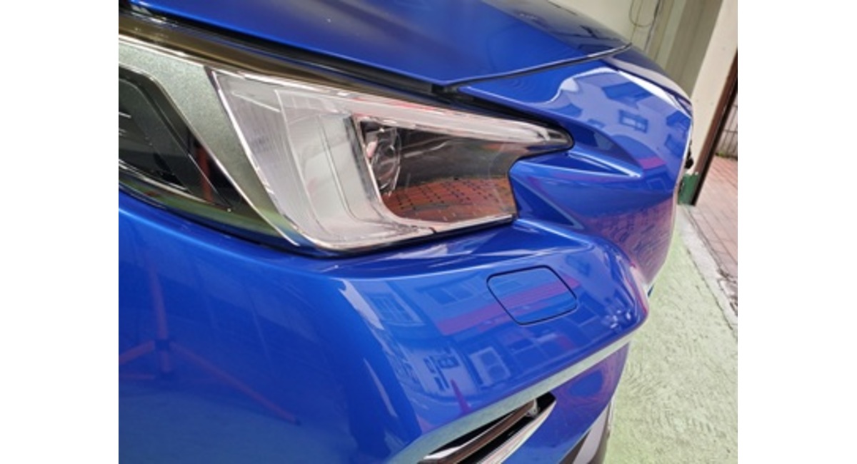 レヴォーグSTi