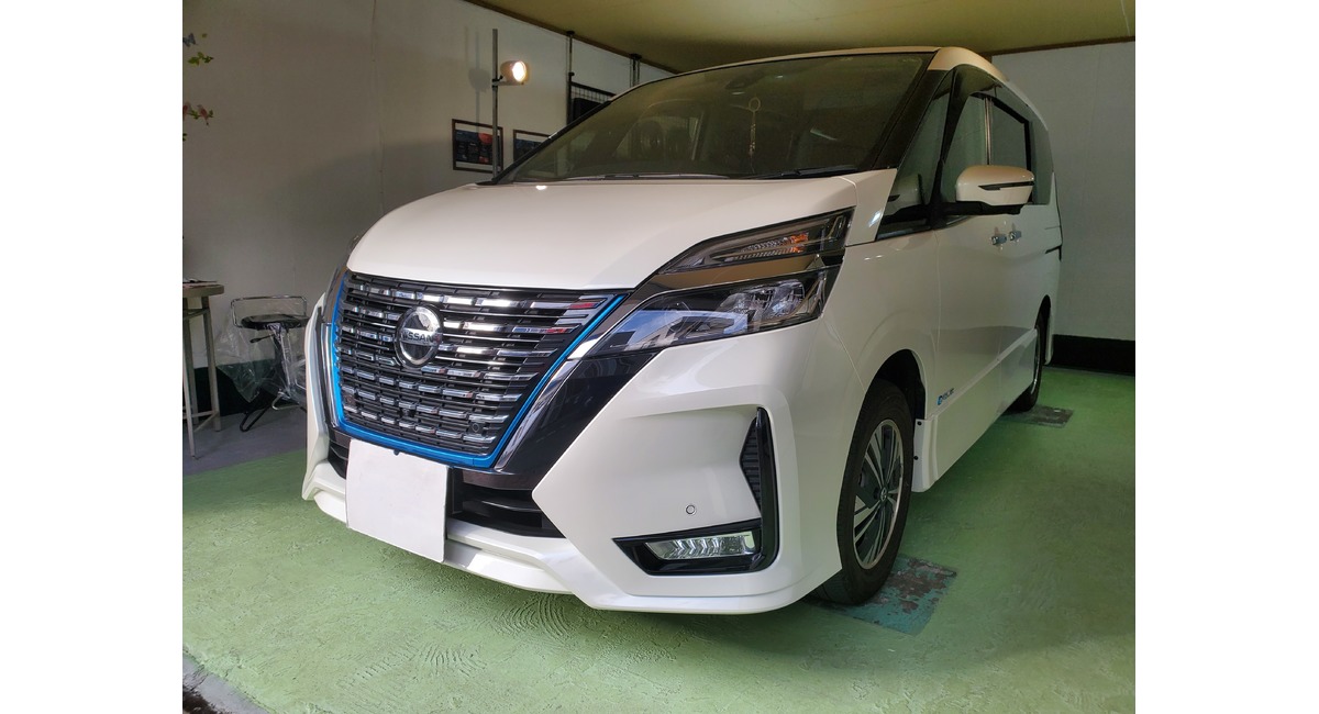 日産セレナ