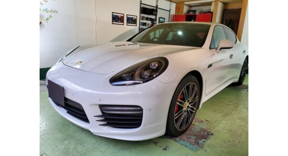 ポルシェパナメーラGTS