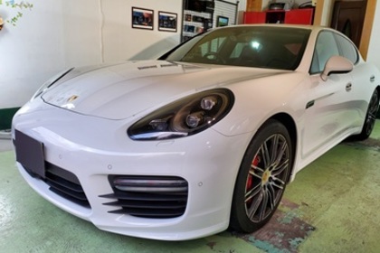 ポルシェパナメーラGTS