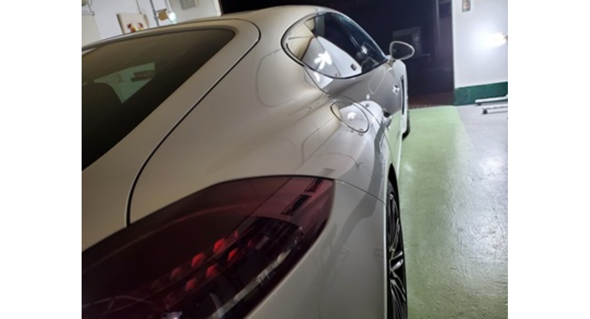 ポルシェパナメーラGTS