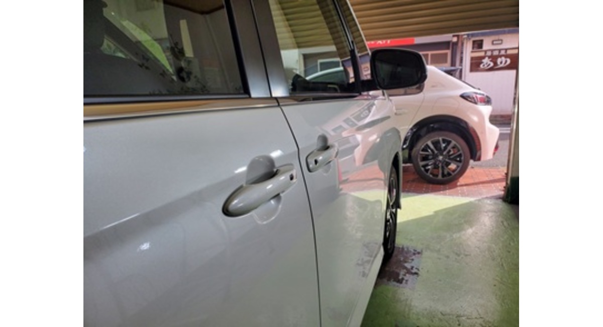 トヨタノアハイブリッド 