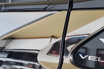 漆黒メッキモール