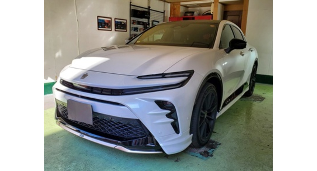 クラウンスポーツphev