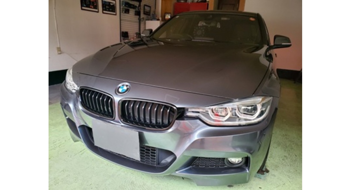 bmw320i