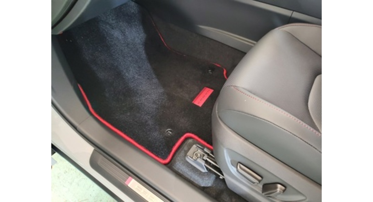 クラウンスポーツphev