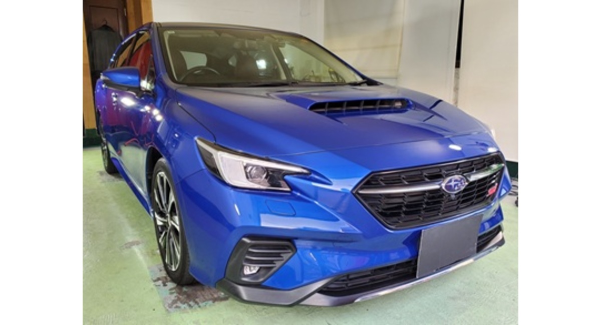レヴォーグSTi 