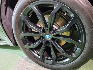 ホイールコーティング ガラスコーティング東京 車ガラスコーティング東京 車ガラスコーティング専門店ビューティー106東京